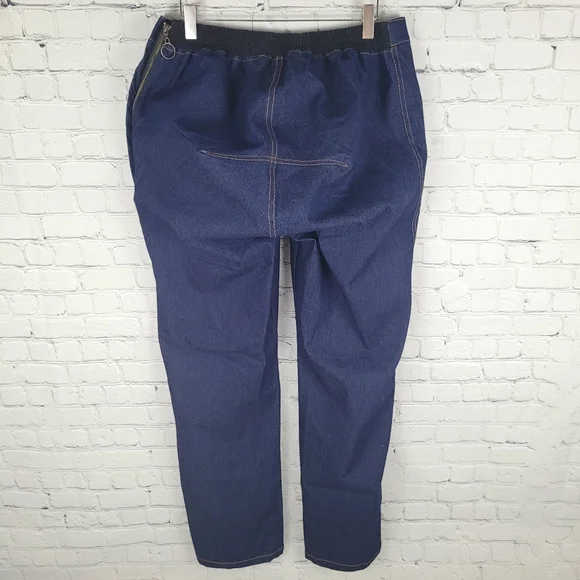 IZ by IZZY CAMILLERI | adaptive seated wheelchair clothing side zip jeans - Picture 3 of 7